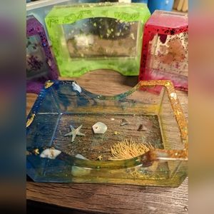 Business card holder